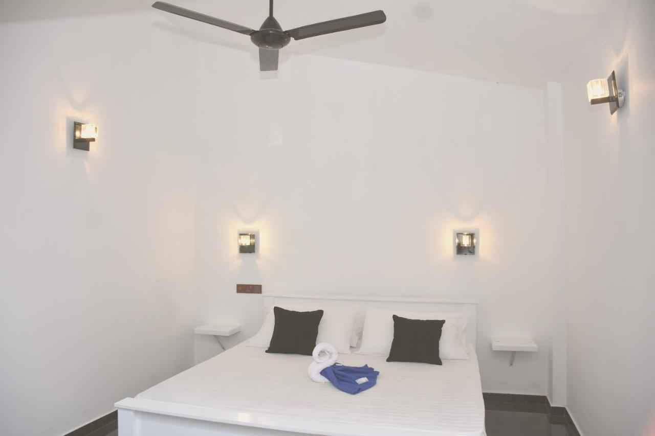 The Bamboo Tree Transit Hotel Katunayaka Εξωτερικό φωτογραφία