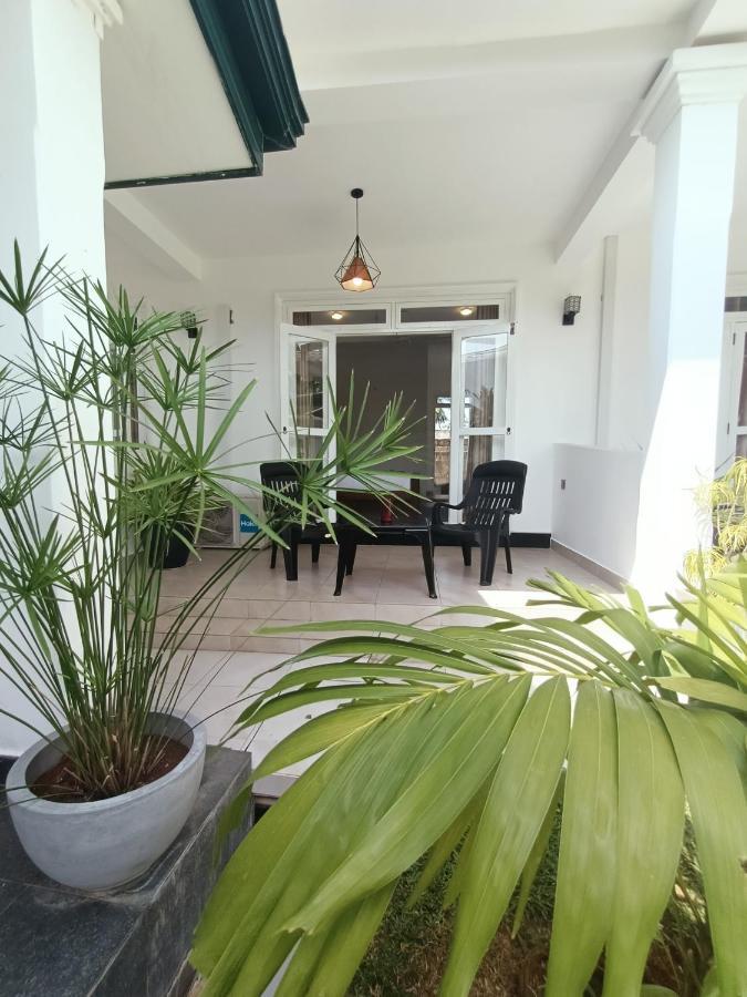 The Bamboo Tree Transit Hotel Katunayaka Εξωτερικό φωτογραφία